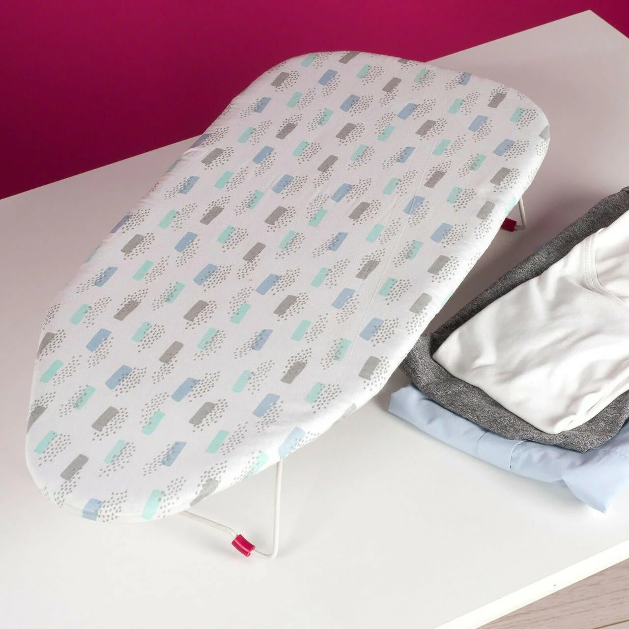 Kleeneze Table Top Ironing Board With Cotton Cover - Image 4