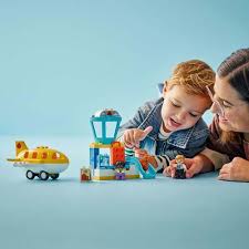 Lego 10443 Duplo First Time At The Airport - Image 2
