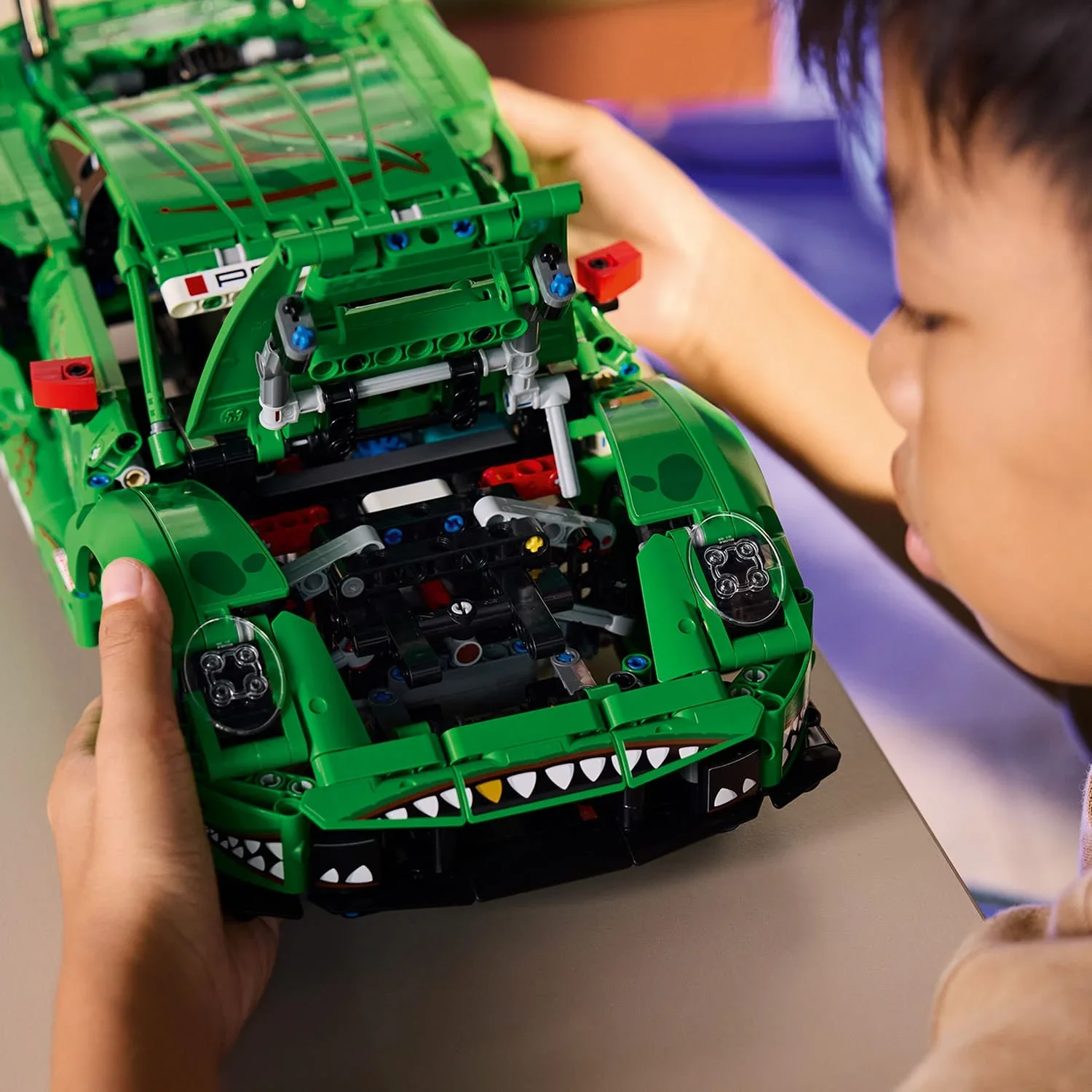 Lego 42224 Technic Porche 911 Gt3 R Rexy Ao Racing Car - Image 3