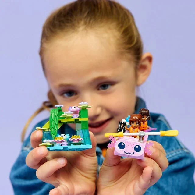 Lego 42681 Axolotl Adventure Boat - Image 3