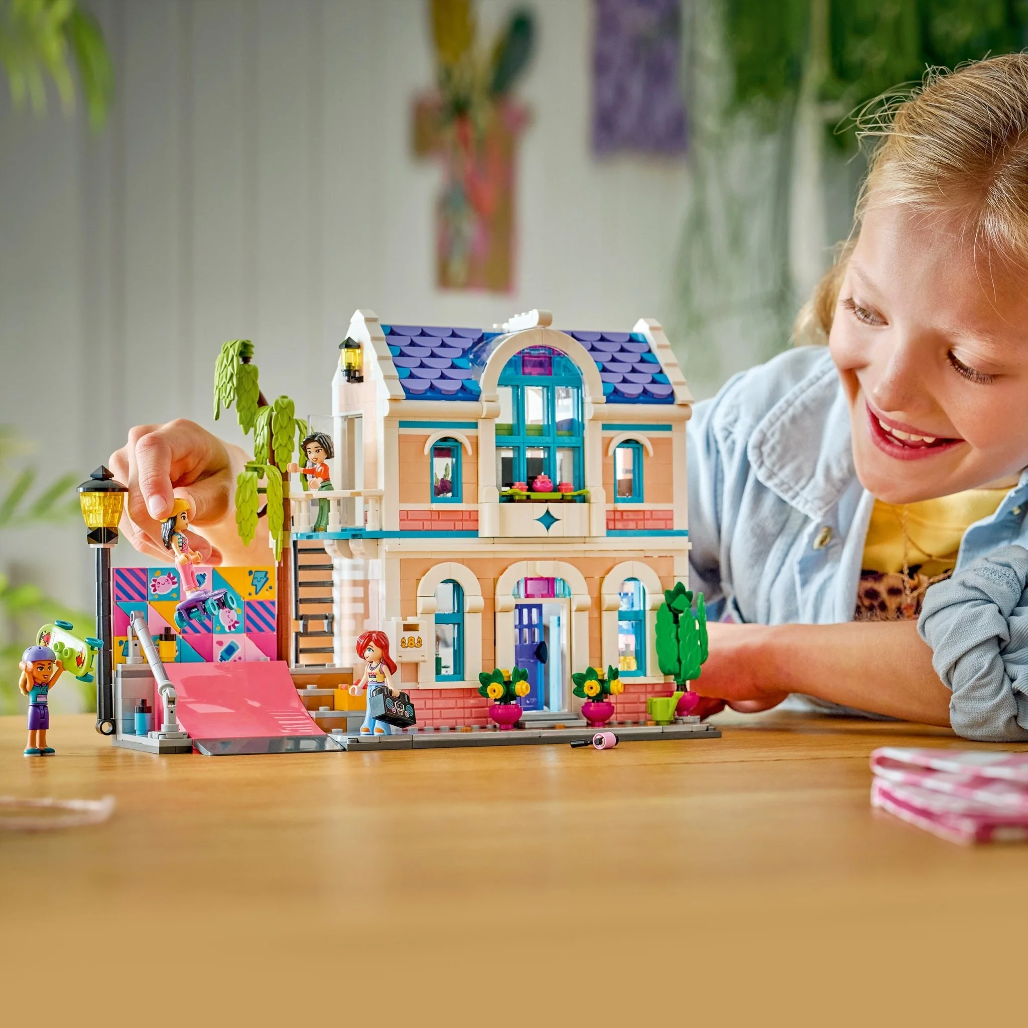 Lego 42687 Liann's Family House - Image 4