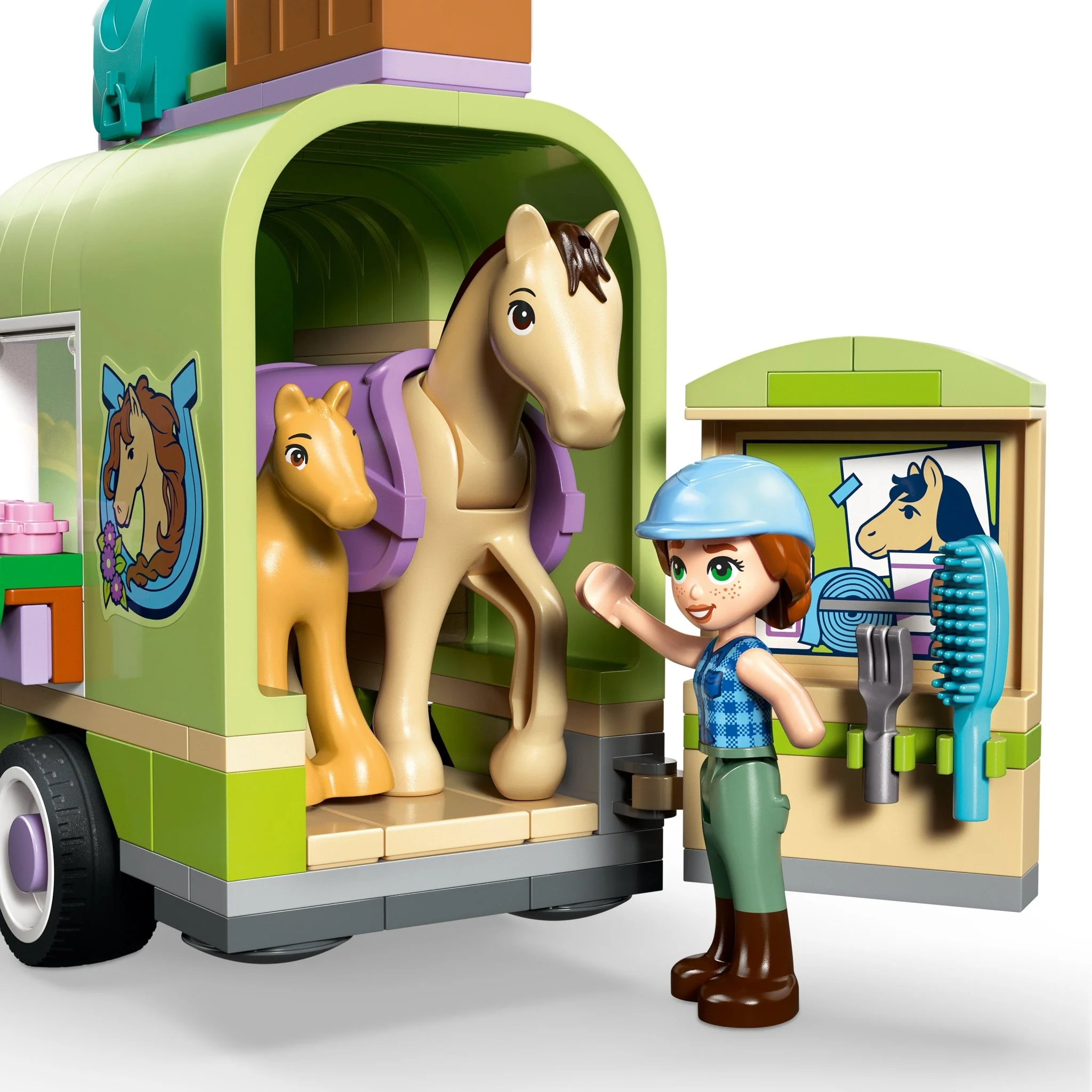 Lego 42695 Horse and Baby Foal Trailer - Image 2