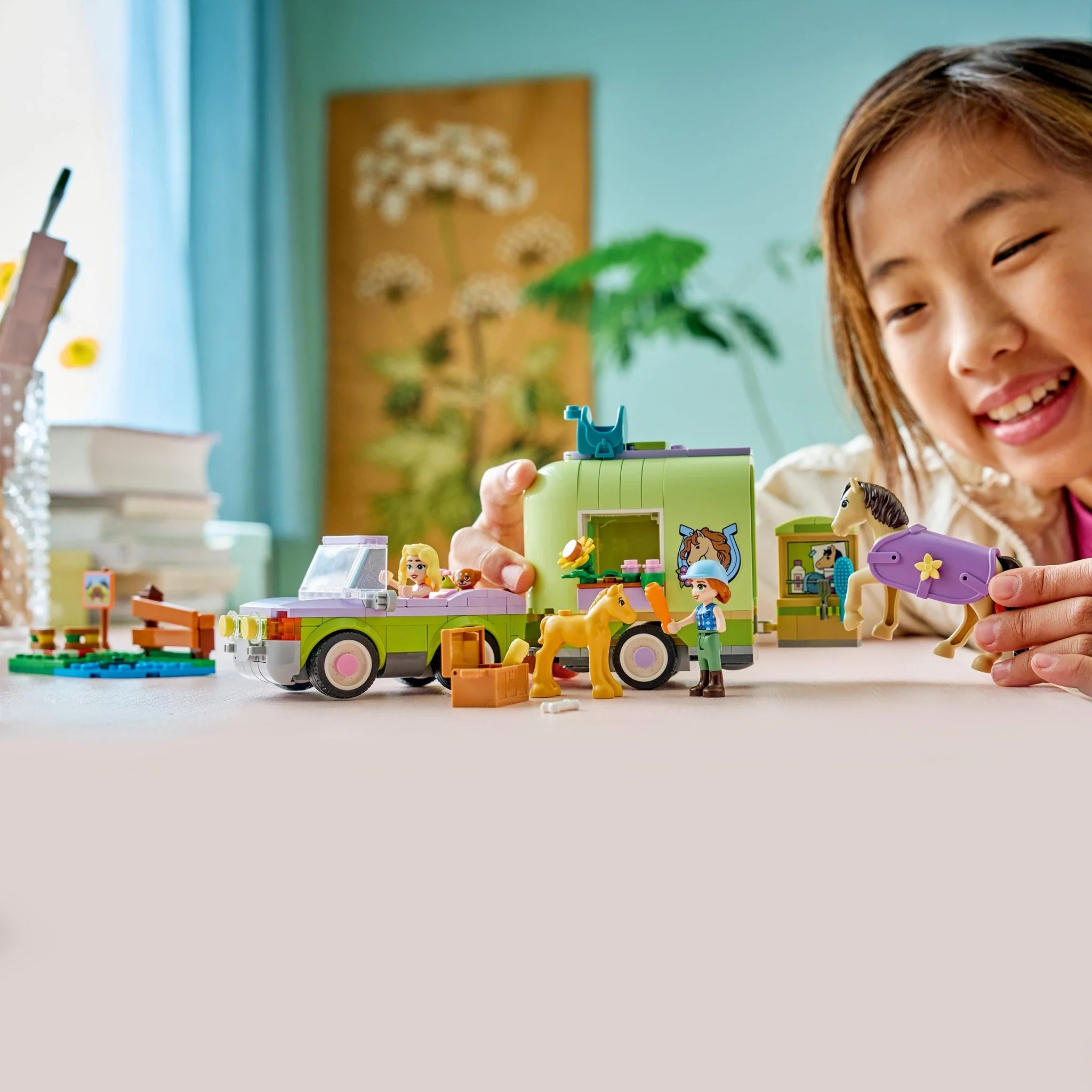 Lego 42695 Horse and Baby Foal Trailer - Image 3