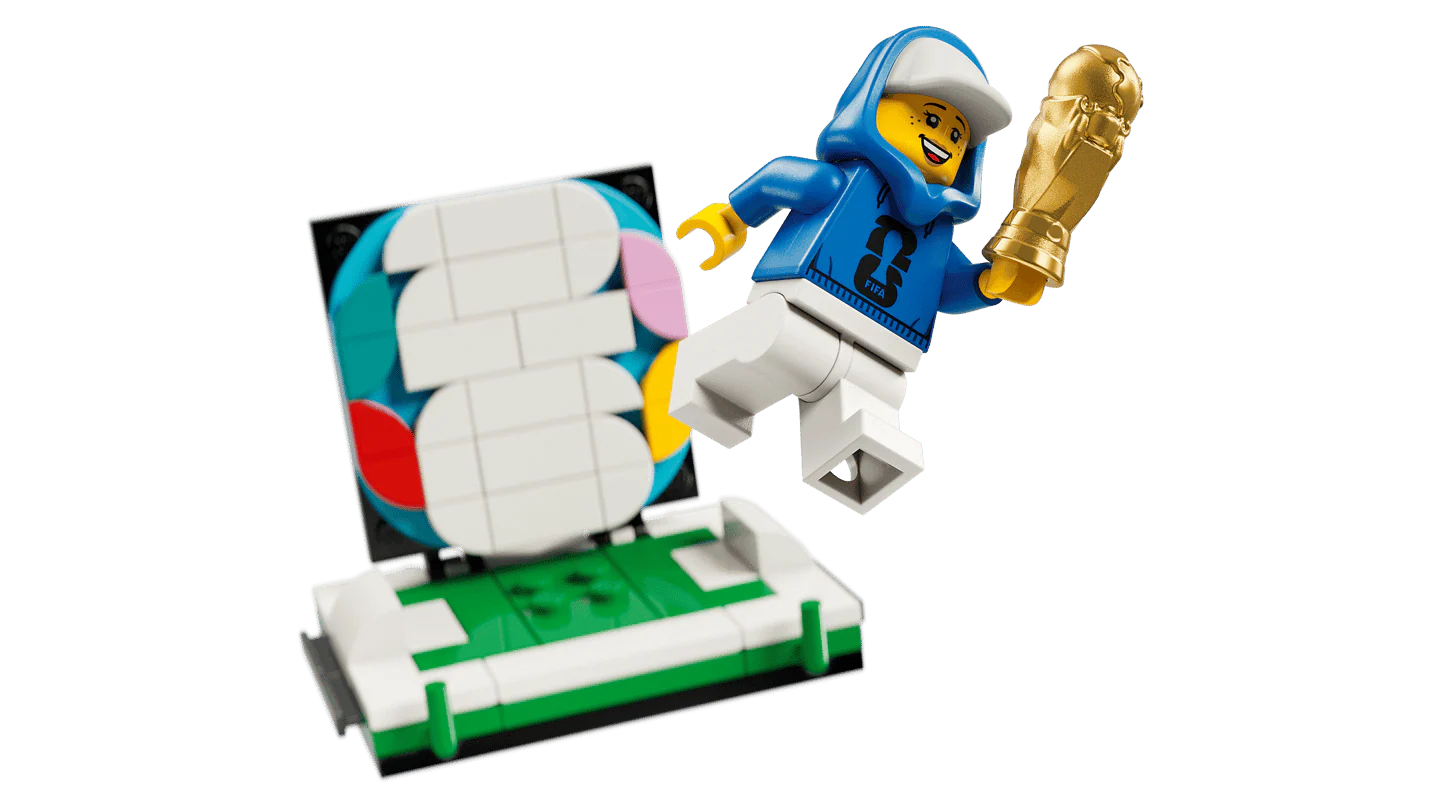 Lego 43020 Editions FIFA World Cup Official Trophy - Image 4