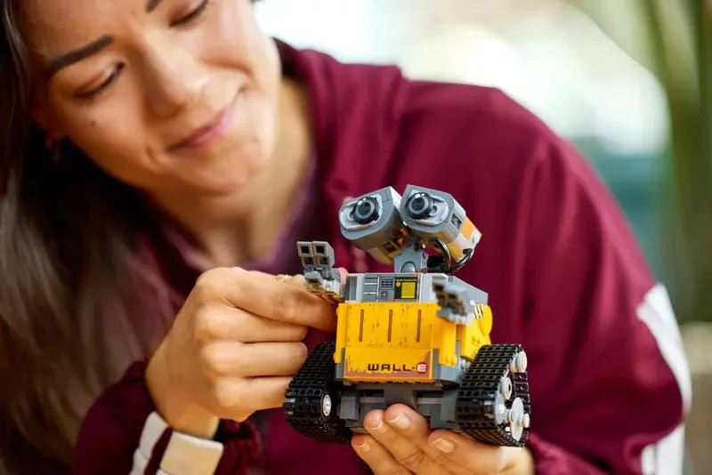 Lego 43279 WALL-E and EVE - Image 2