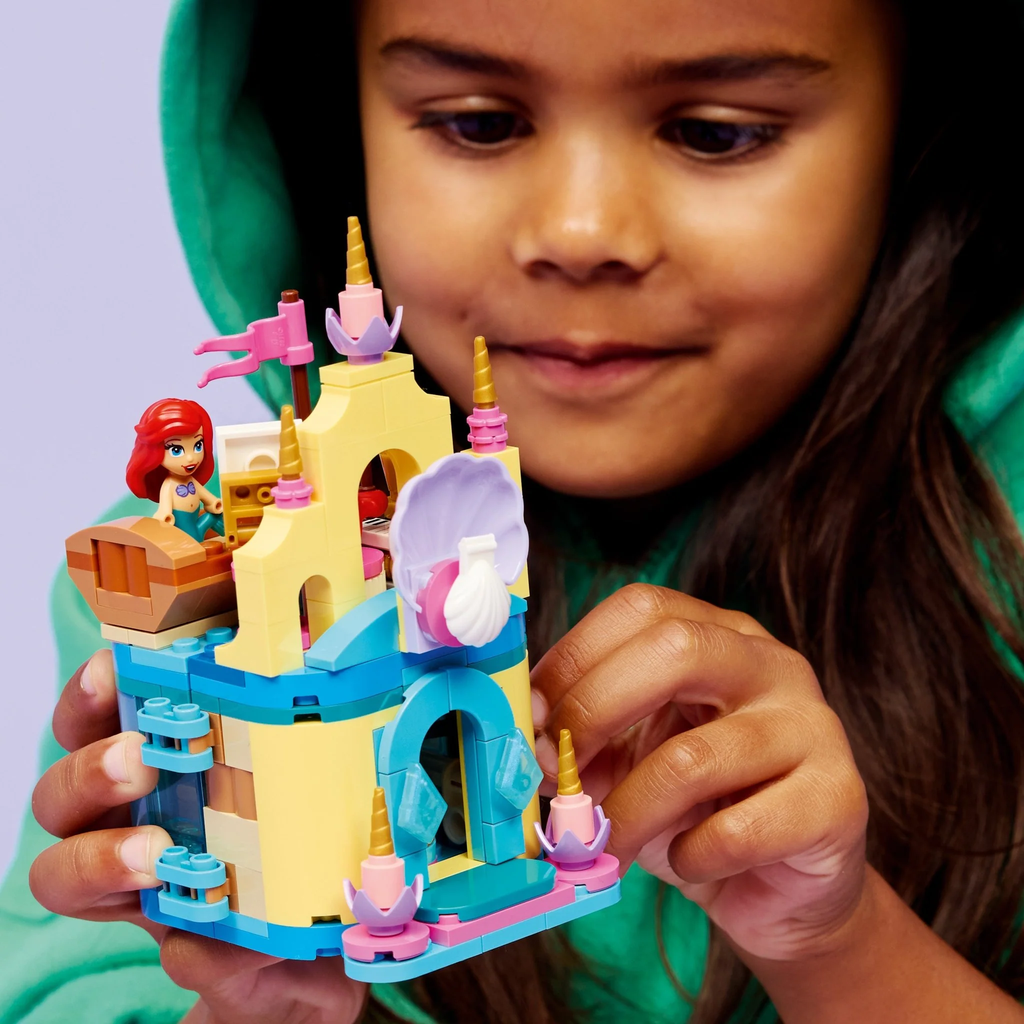Lego 43285 Ariel's Magical Mini Palace - Image 3