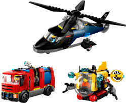 Lego 60462 City Helicopter, Fire Truck & Submarine Remix - Image 2