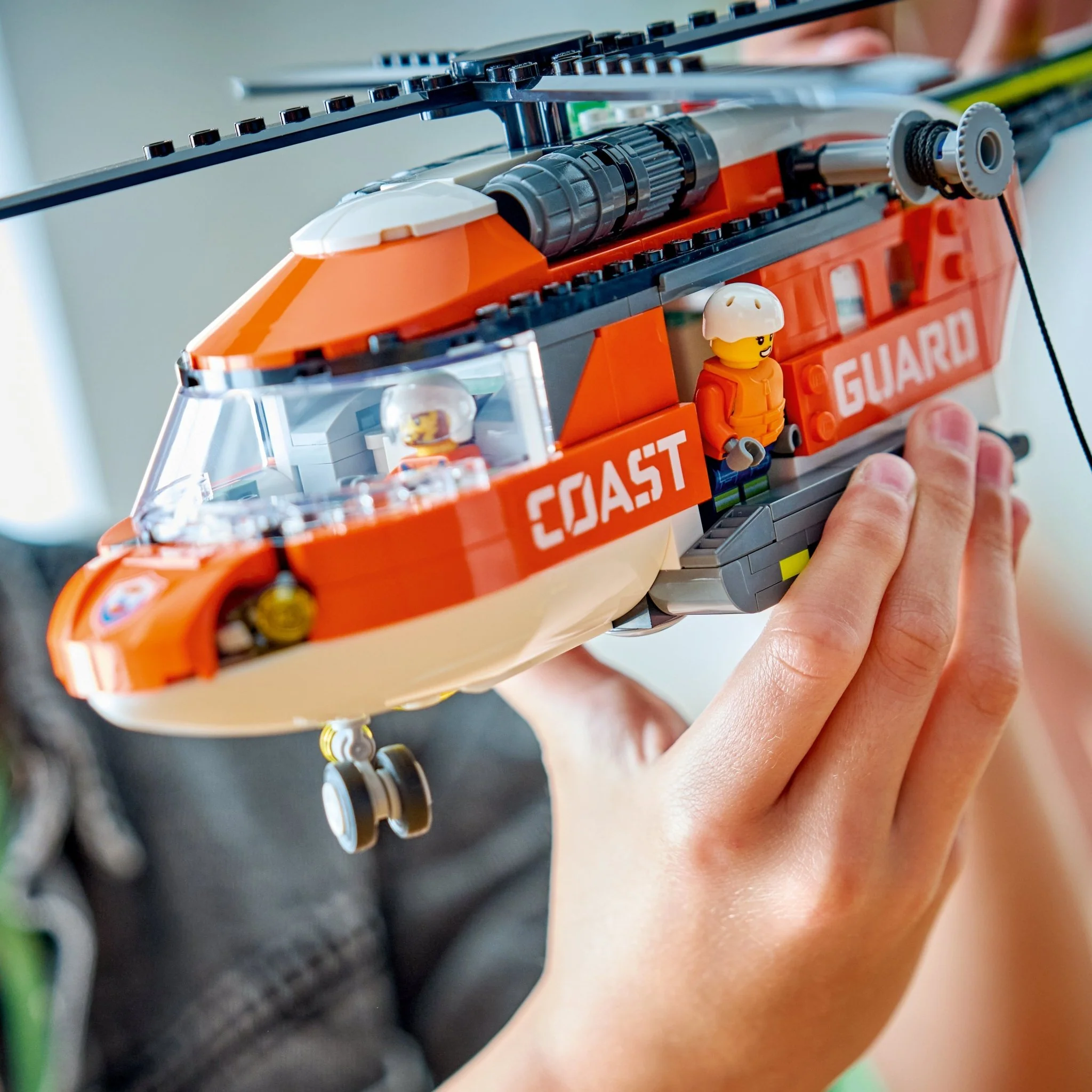Lego 60503 Coast Guard Helicopter - Image 2