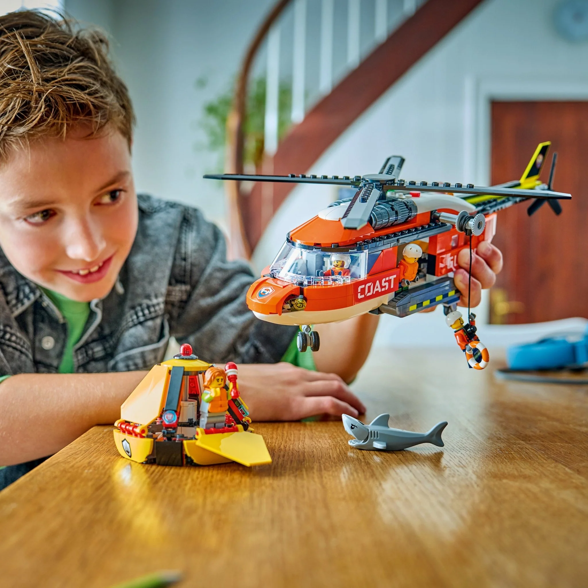 Lego 60503 Coast Guard Helicopter - Image 3
