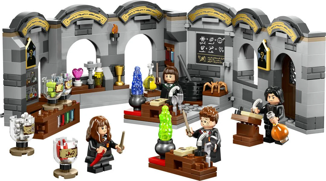 Lego 76431 Harry Potter Hogwarts Castle Potions Class - Image 2