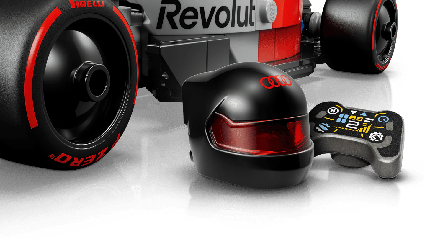 Lego 77259 Speed Champions Audi Revolut F1 Team R26 Race Car - Image 4