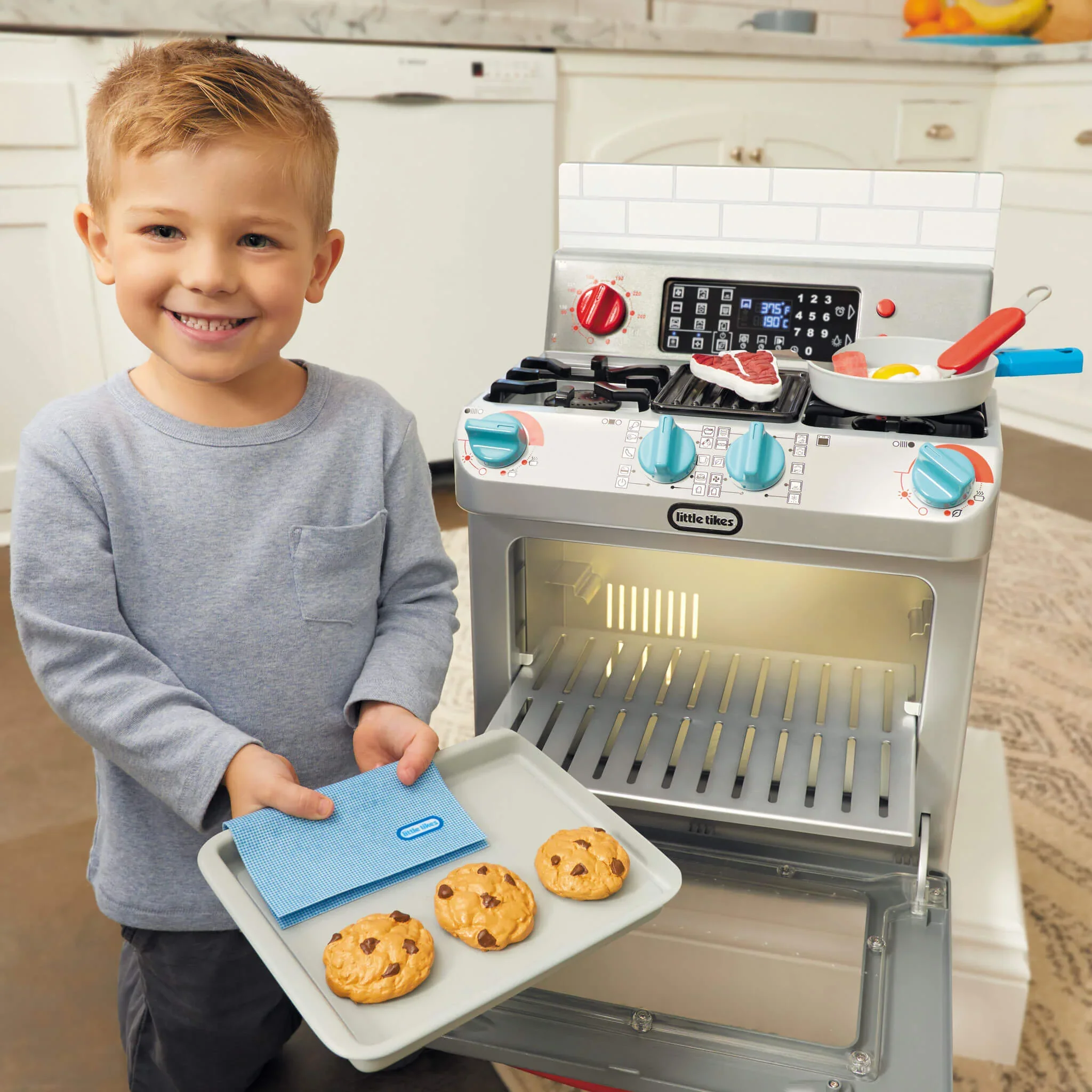 Likes Tikes First Oven - Image 5