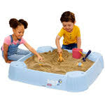 Little Tikes Bluey Beach Day Sandbox - Image 4