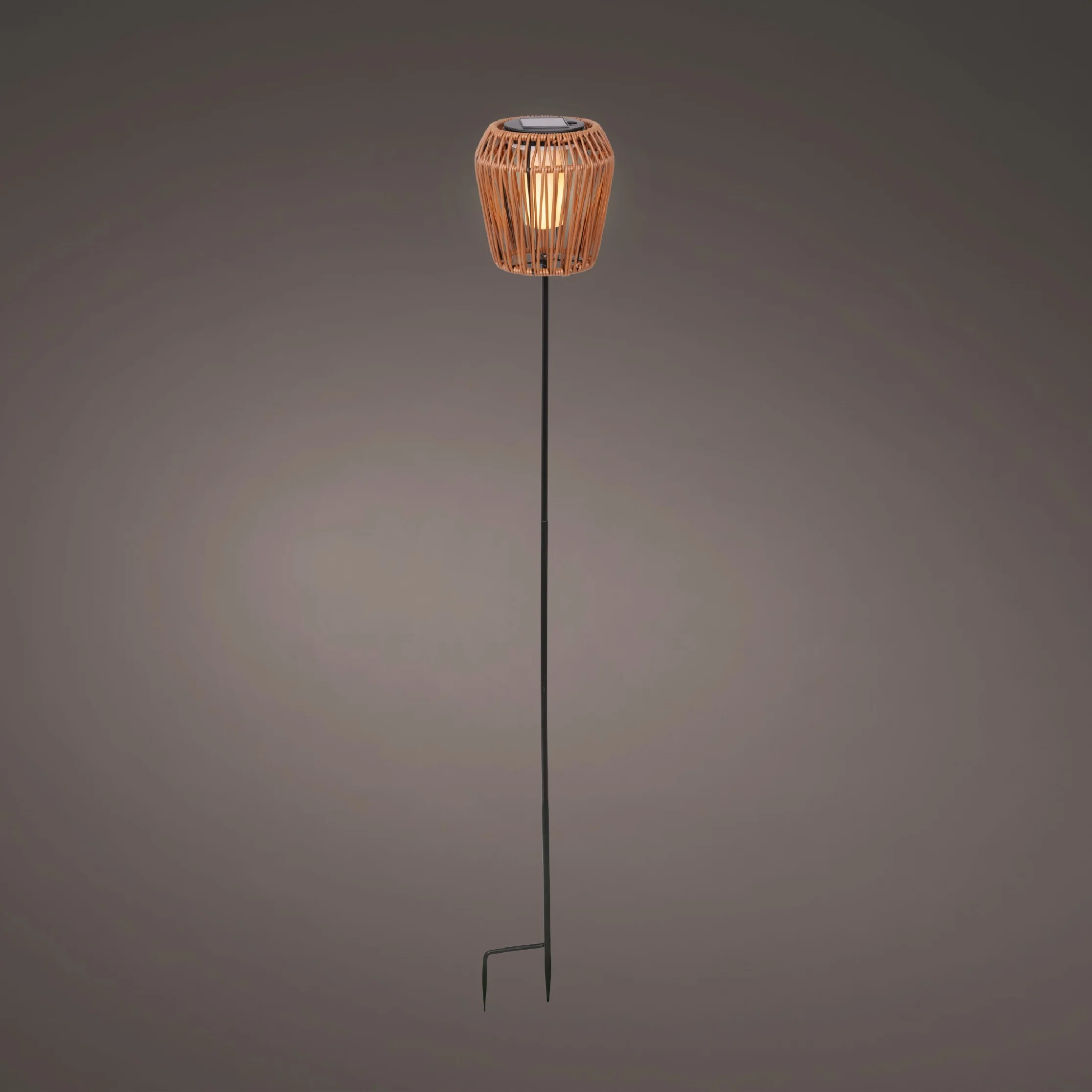 Lumineo Solar Wicker Garden Stake With Flame Effect – Terra - Image 2