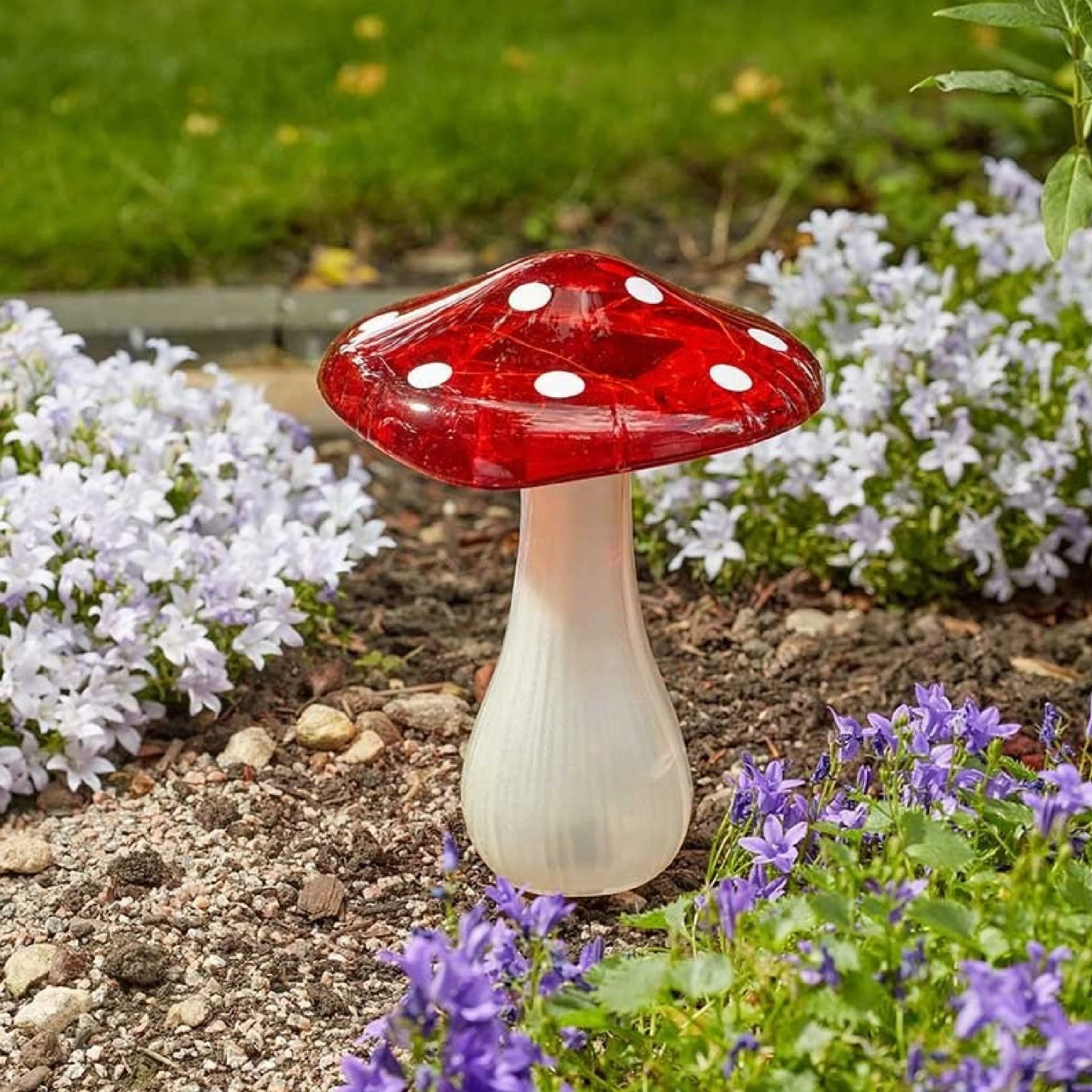 Mega Magic Mushroom Solar Stake Light - Image 2