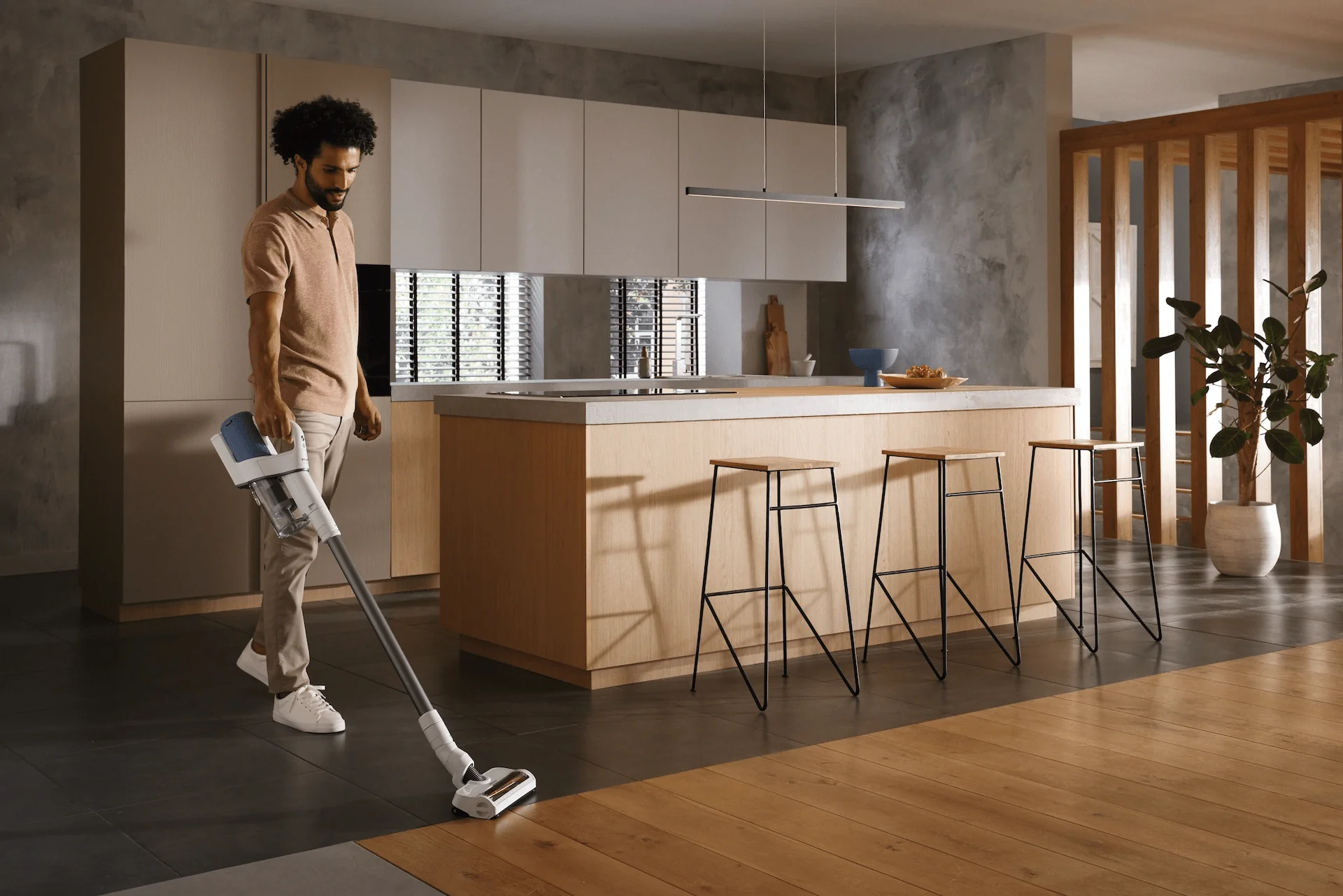Miele Duoflex HX1 Cordless Stick Vacuum Cleaner in Nordic Blue | 12377910 - Image 5
