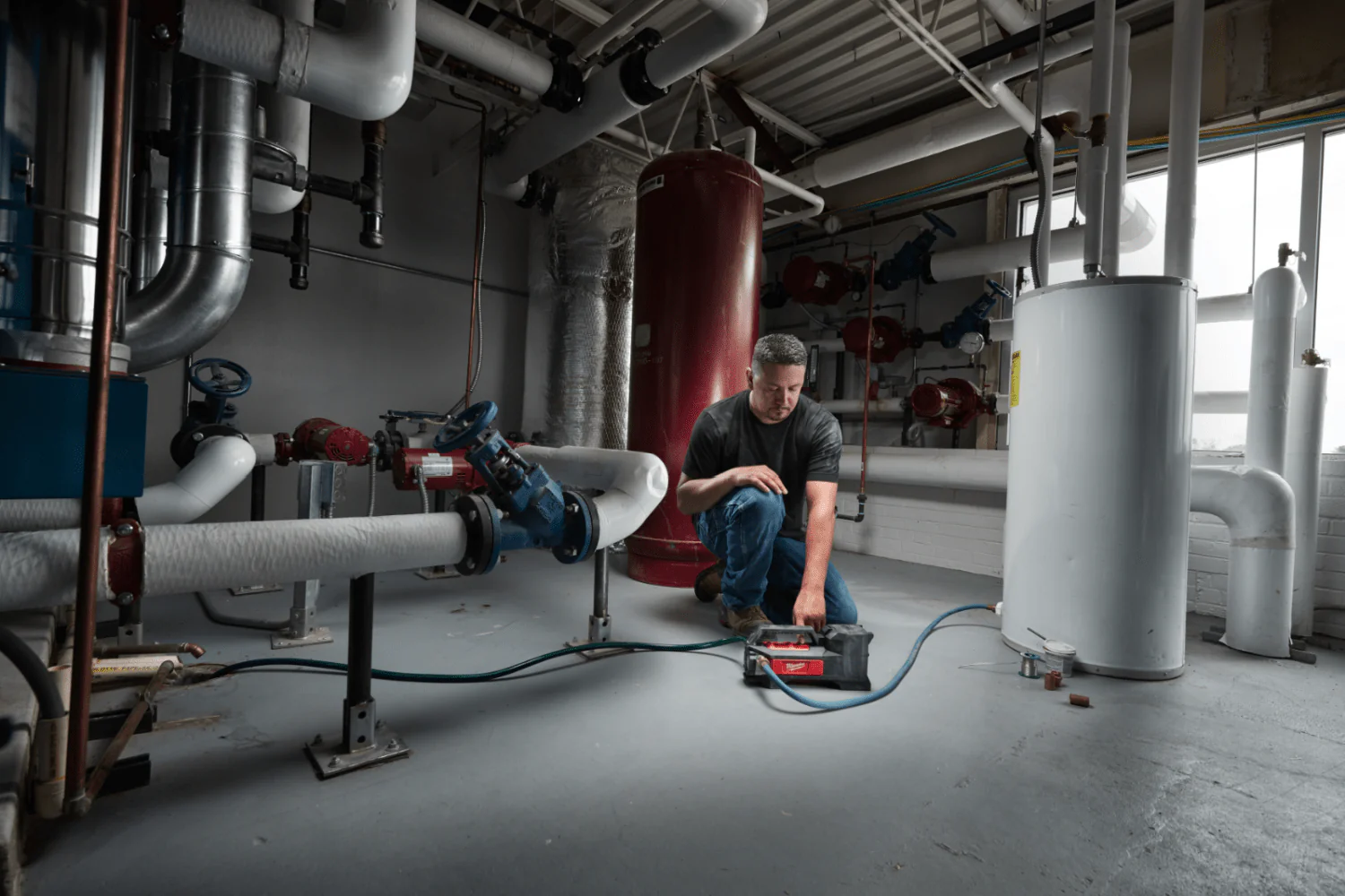 Milwaukee M18™ BTP-0 Compact Transfer Pump - Bare Unit/Body Only - Image 4