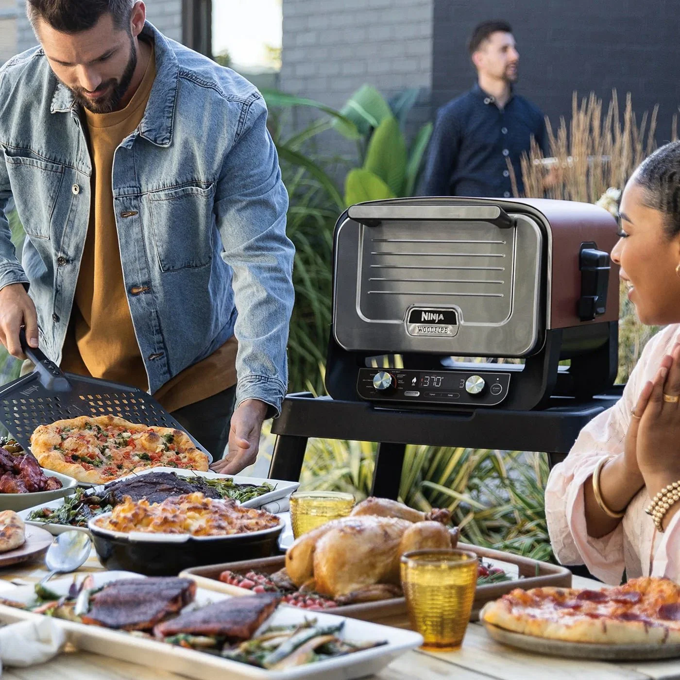 Ninja Woodfire Electric Outdoor Oven, Pizza Maker and BBQ Smoker - Image 15