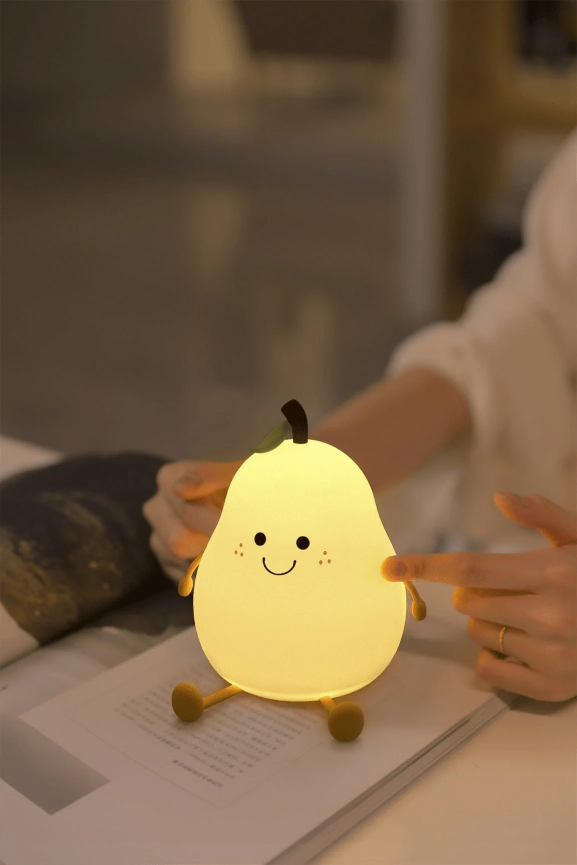 Pepe The Pear - Lumi Buddy Nightlight RGB - Image 4