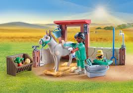 Playmobil Farmyard Vet - Image 2