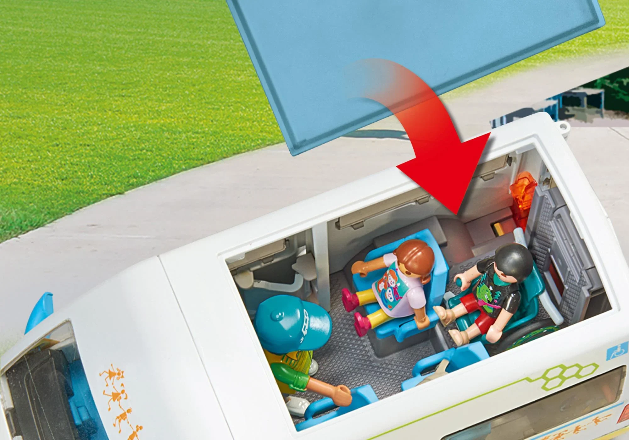 PLAYMOBIL School Bus - Image 5
