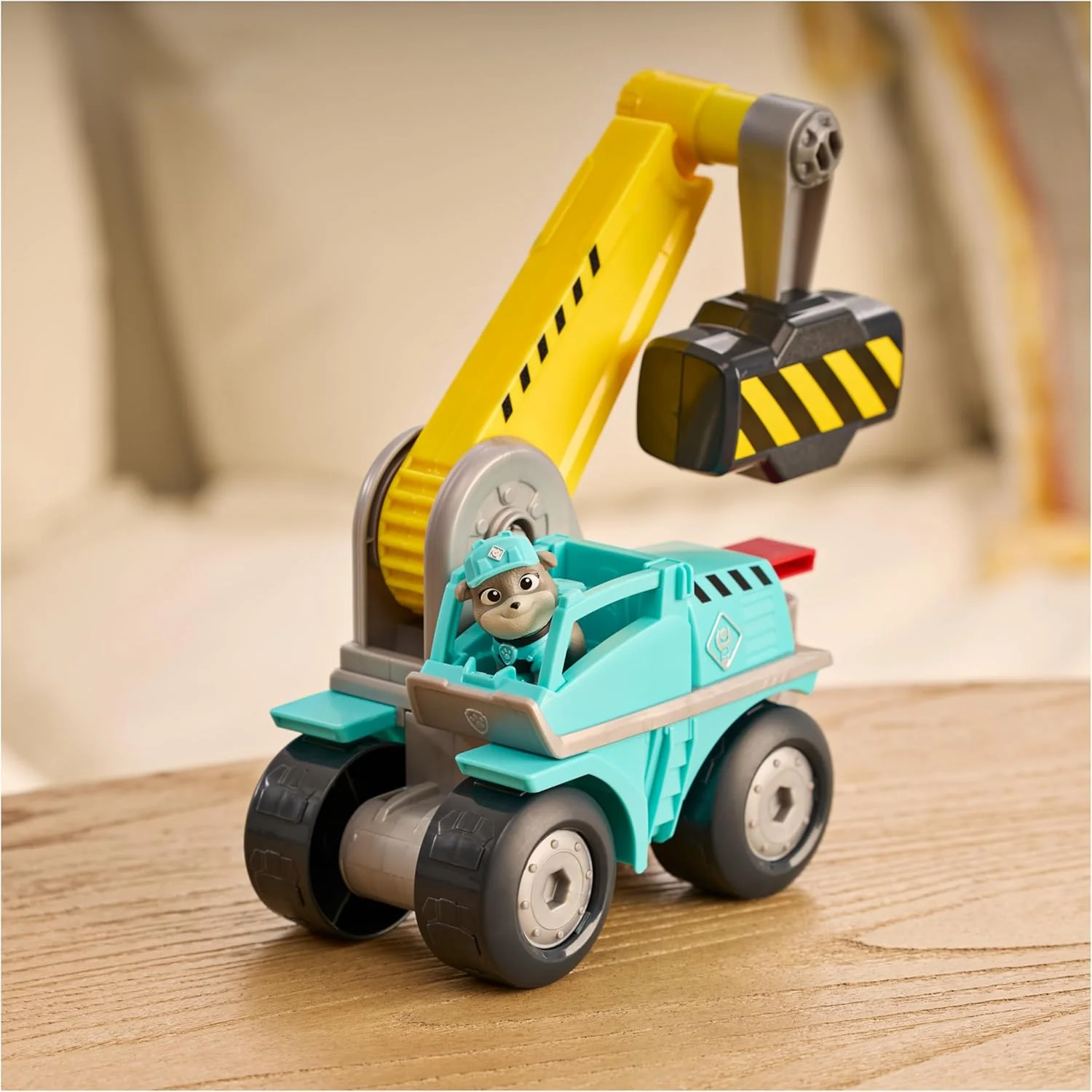 Rubble & Crew: Motor's Mega Hammer Vehicle - Image 3