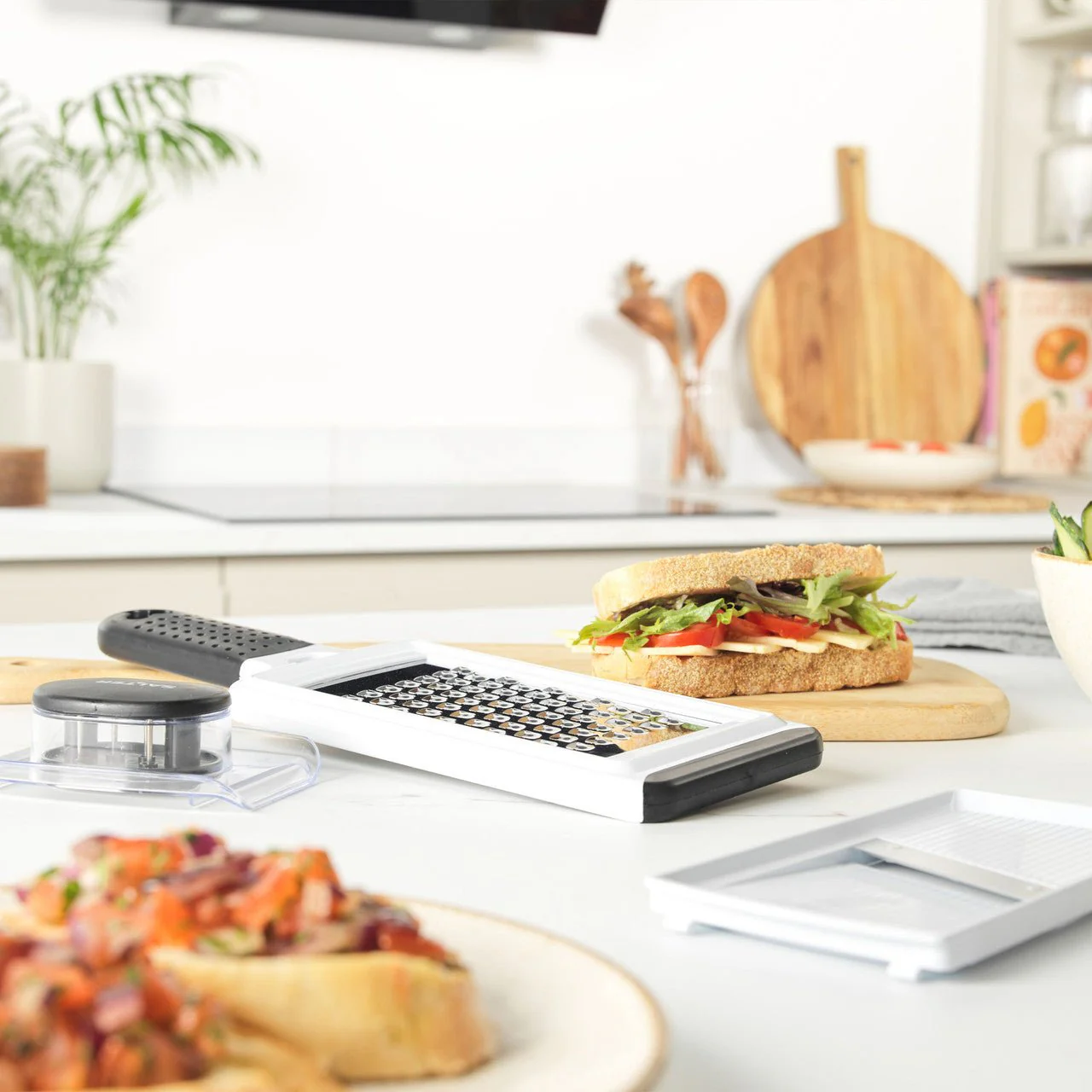 Salter 2 in 1 Mandoline Slicer - Image 5