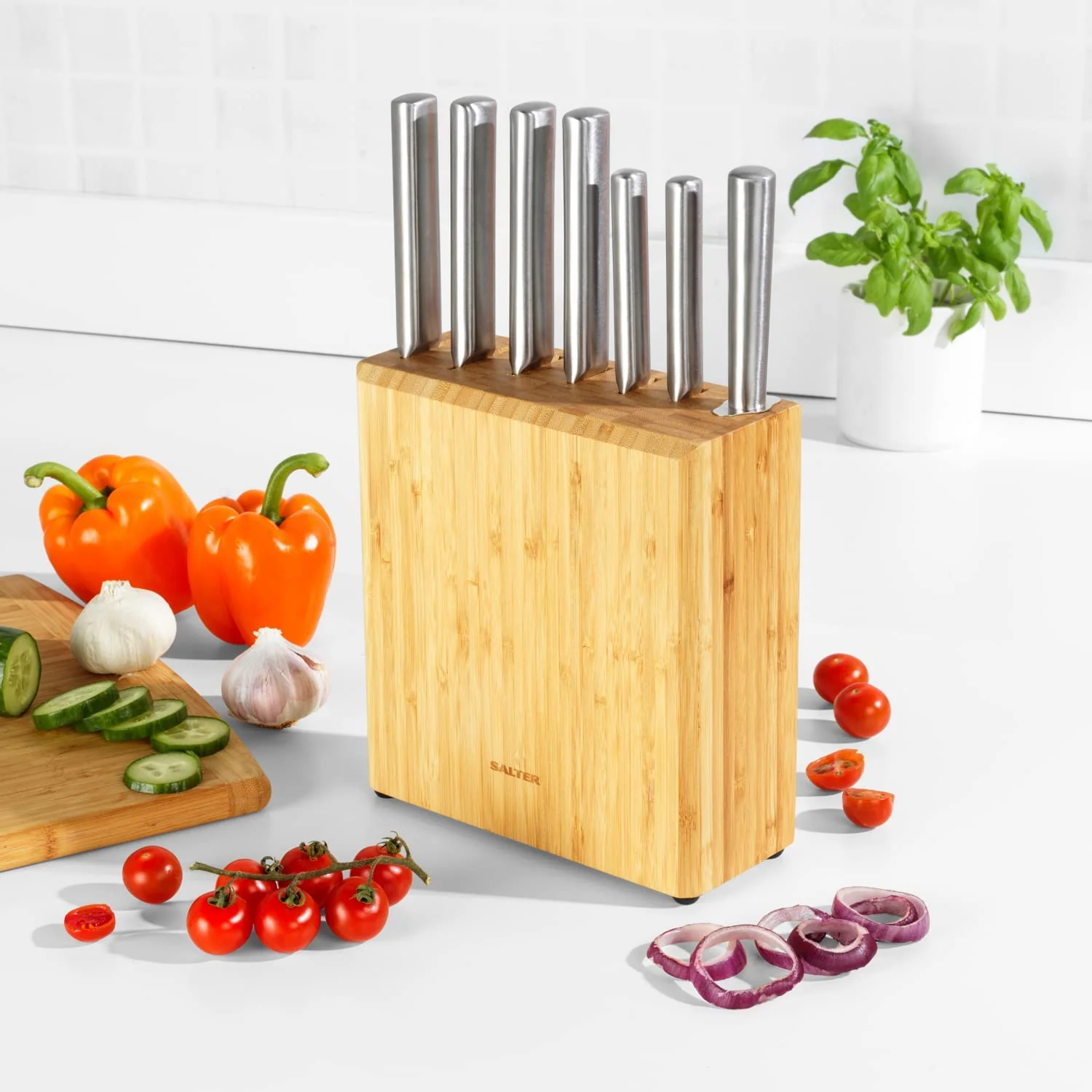 Salter 7 Pc Kitchen Knife Set with Bamboo Block - Image 4