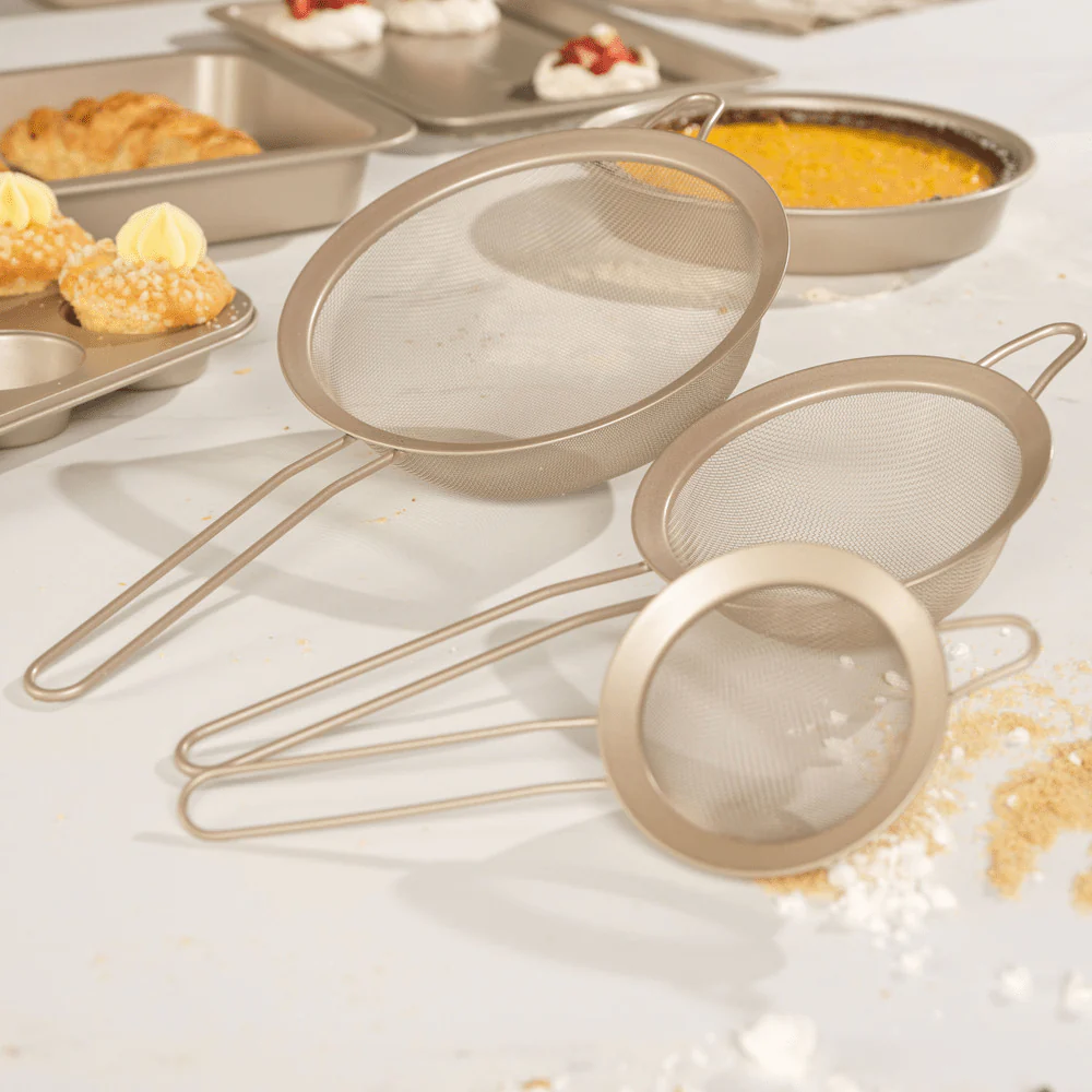 Salter Bakes 3-Piece Sieve Set – 10/14/20cm - Image 2