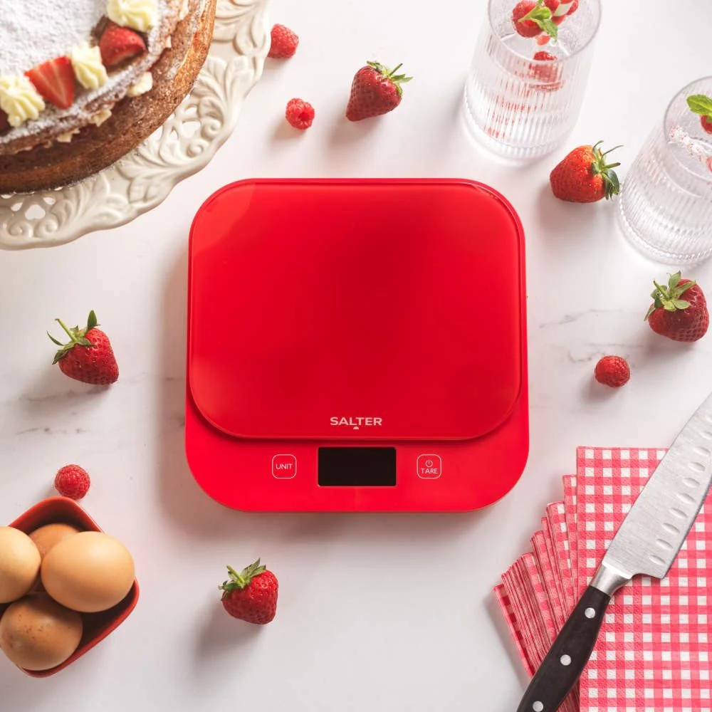Salter Bakes Digital Kitchen Scale – Red - Image 3
