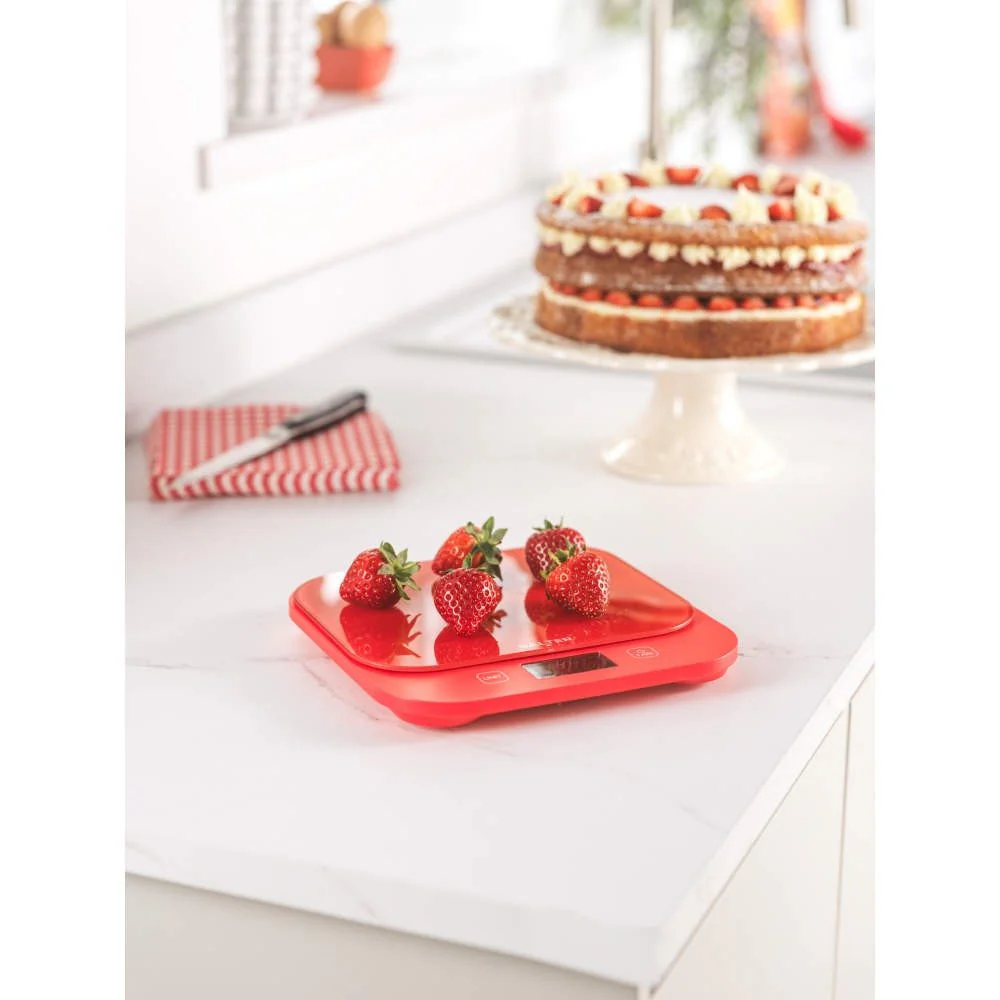 Salter Bakes Digital Kitchen Scale – Red - Image 4