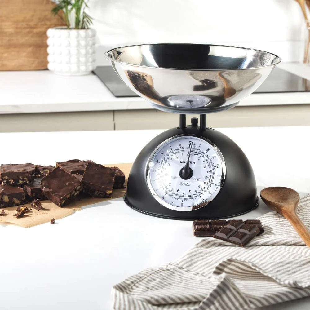Salter Timeless Mechanical Kitchen Scale – Black - Image 4
