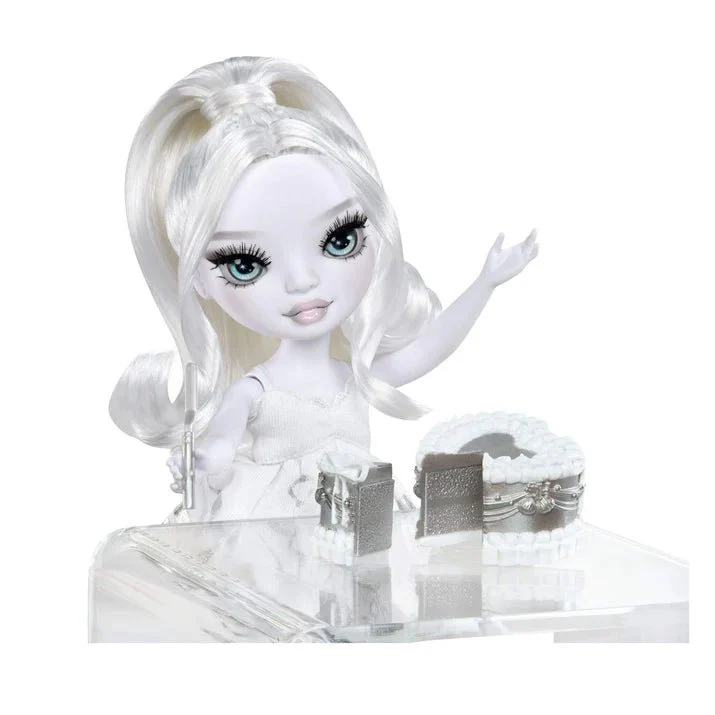 Shadow High Girl's Night Natasha Zima - 11" Fashion Doll - Image 4