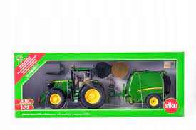 Siku 1:32 John Deere Tractor & Baler