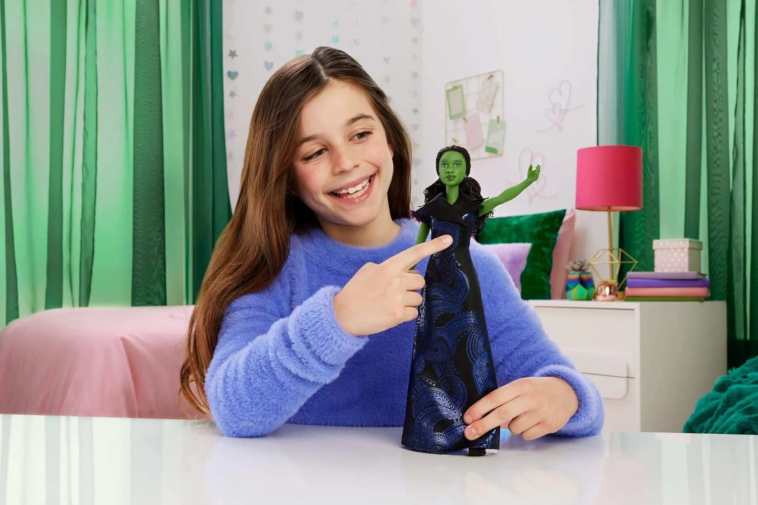 Singing Elphaba Fashion Doll - Wicked - Image 2