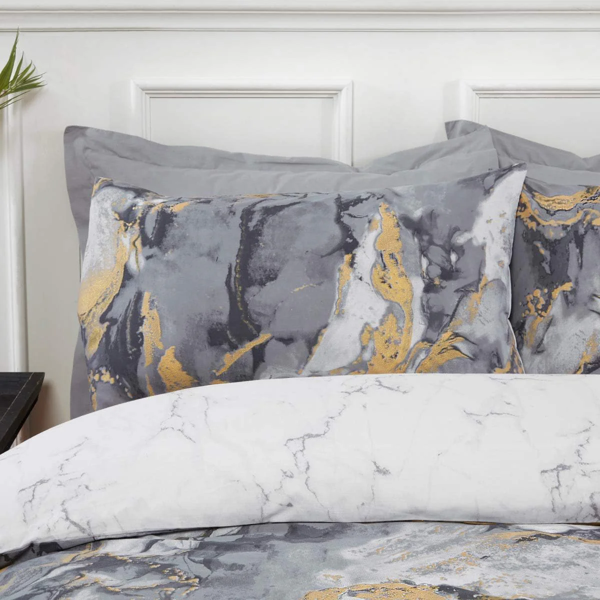 Sleepdown Metallic Marble Charcoal/Grey Duvet Set Kingsize - Image 3