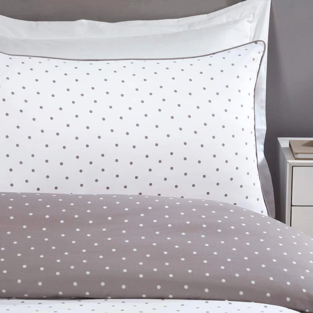 Sleepdown Mini Dots Mink Duvet Set Kingsize - Image 2