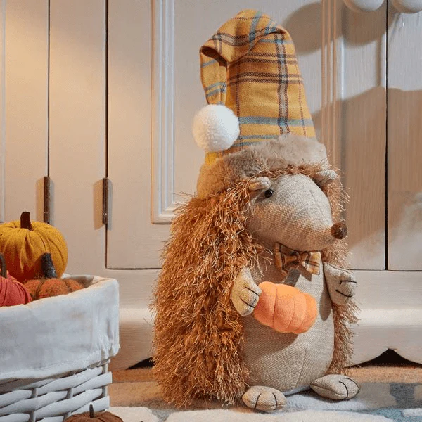 SleepyHog Autumnal Decoration