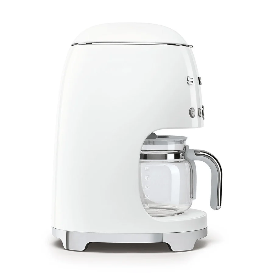 Smeg DCF02WHUK Drip Coffee Machine in White - Image 3