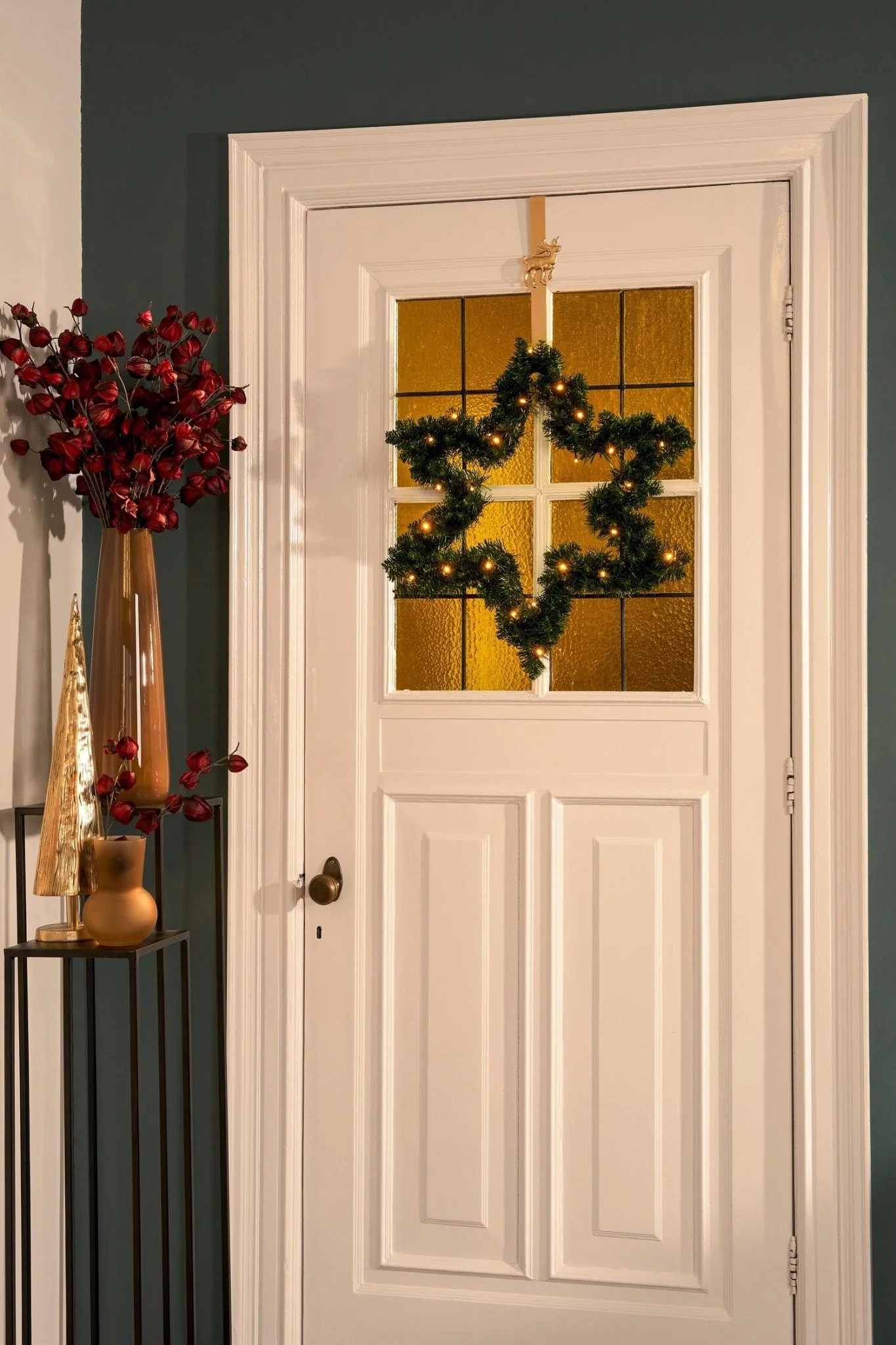 Star Shaped Christmas Wreath 40 LED 150 Tips Battery Operated - h10xd60cm - Image 2