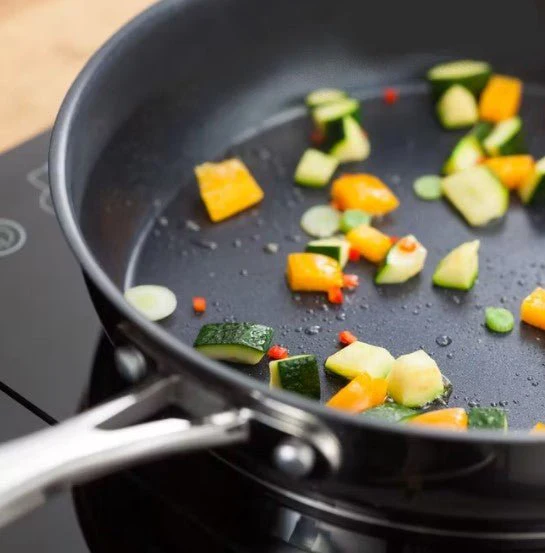Stellar 7000 5 Piece Draining Saucepan Set S7C1D - Image 3