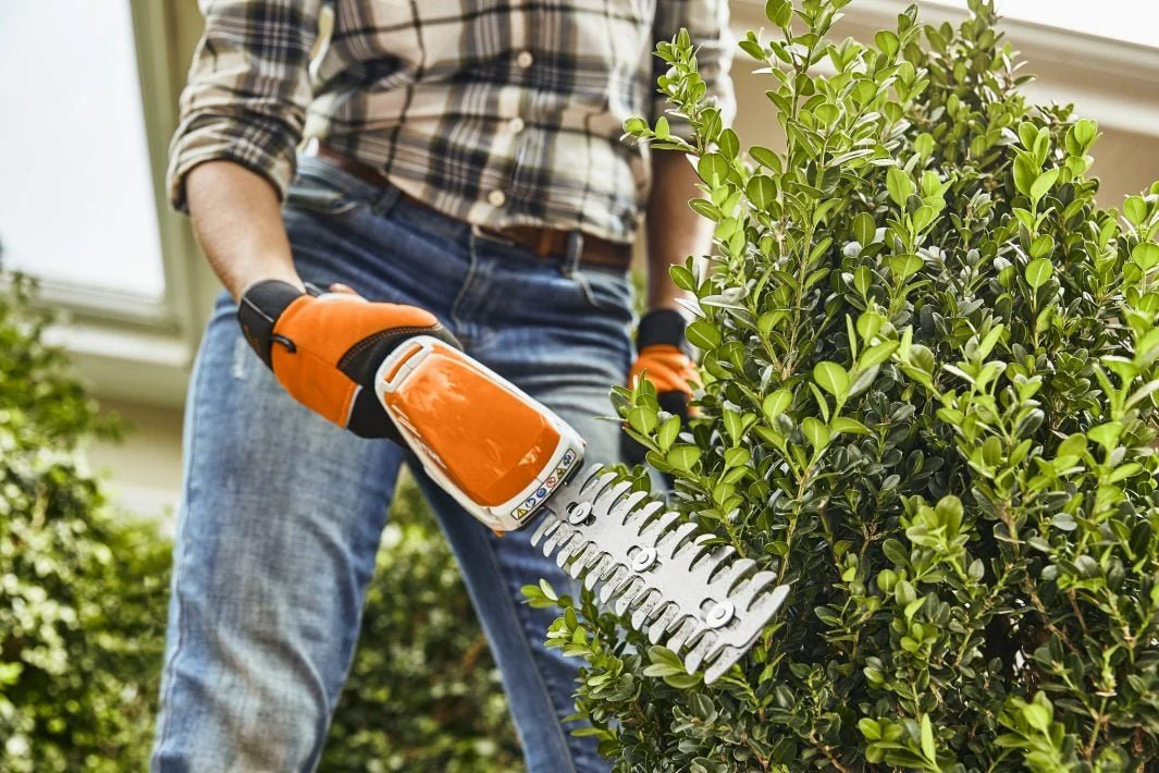 Stihl HSA 26 Cordless Hedge Trimmer HA030113500 (Body Only) - Image 6