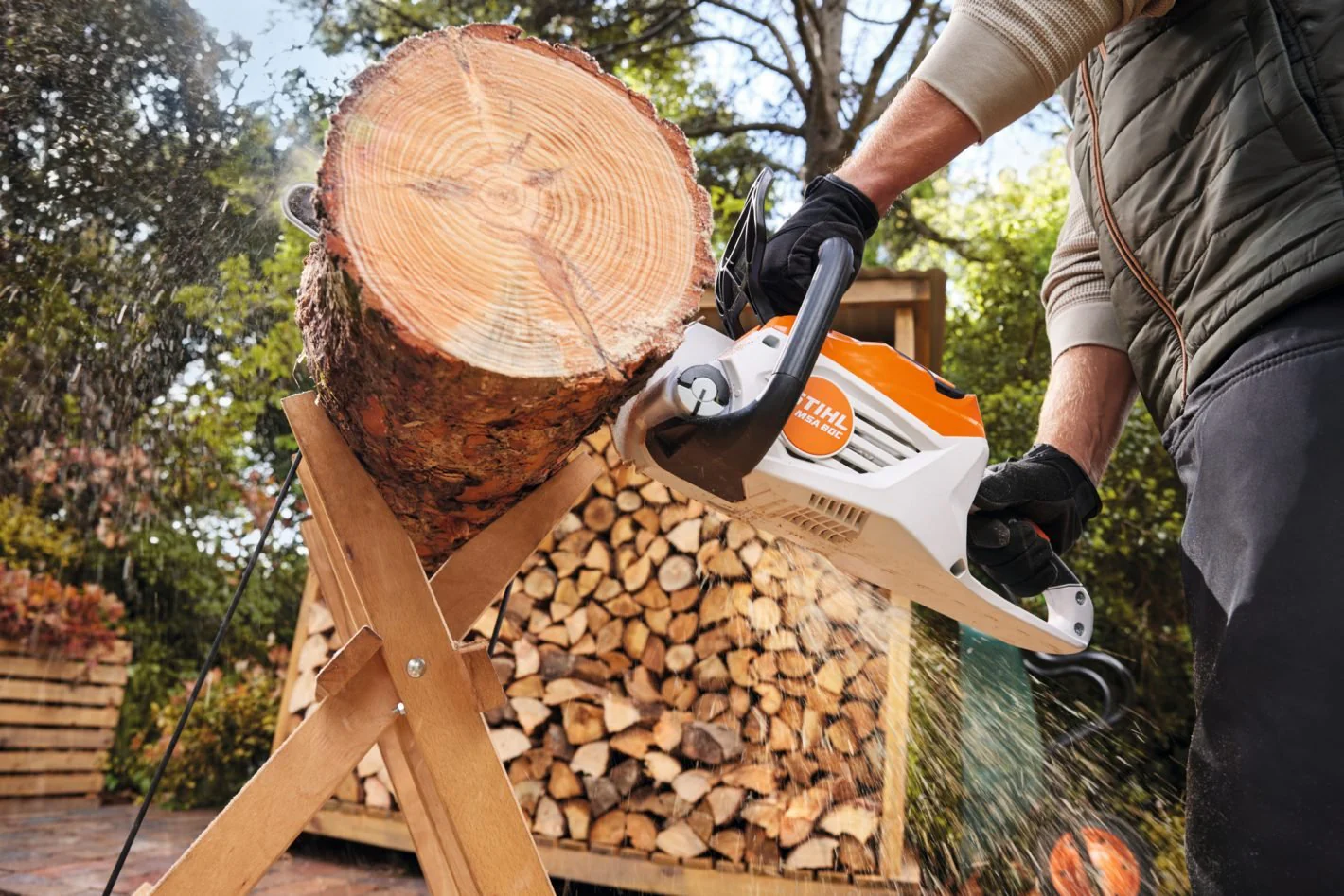 Stihl  MSA 80.0 C Cordless Chainsaw (¼“ P - 14" Bar) - Battery Operated  MA040115843 - Image 3