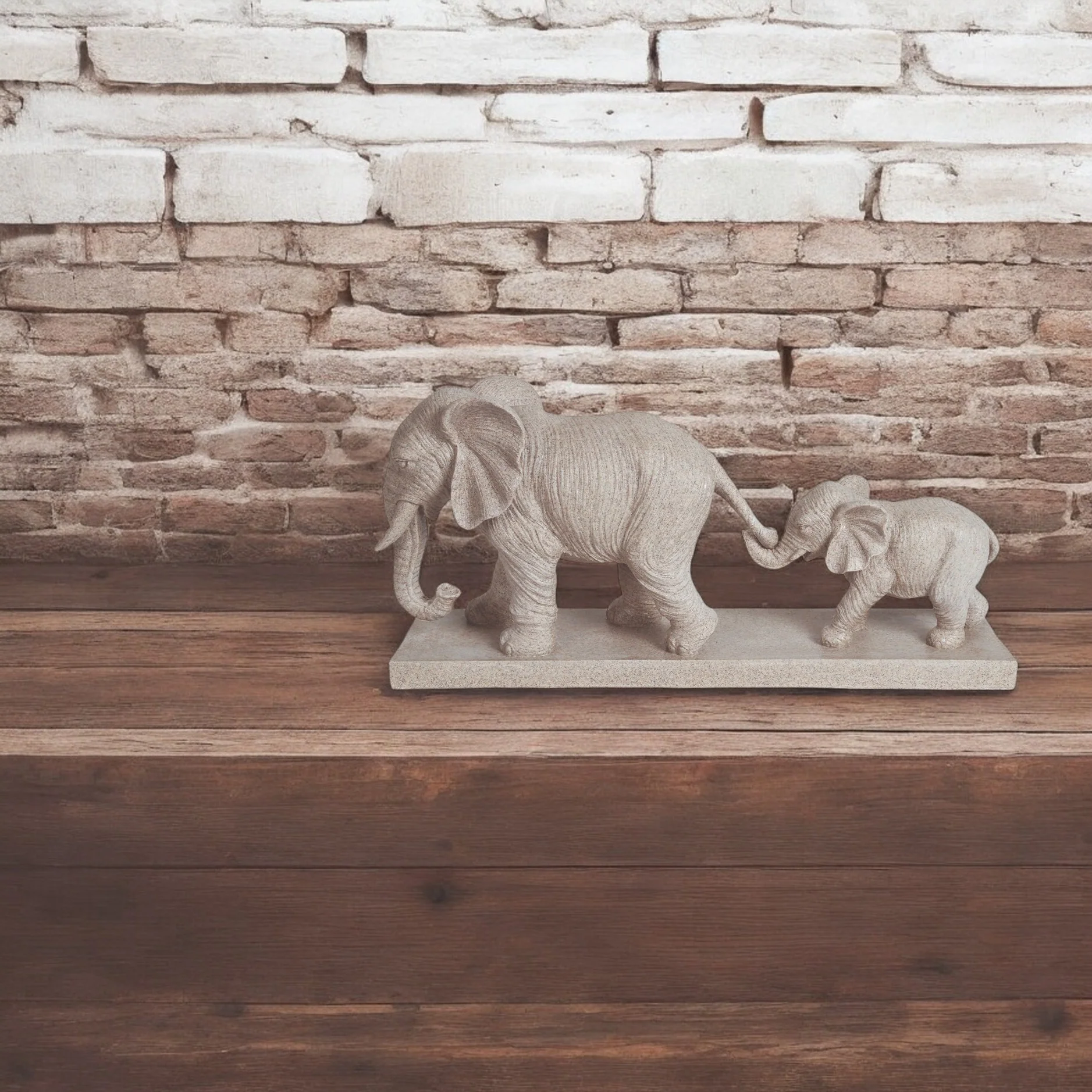 Stone Elephant Family Ornament 48 x 21cm - Image 2