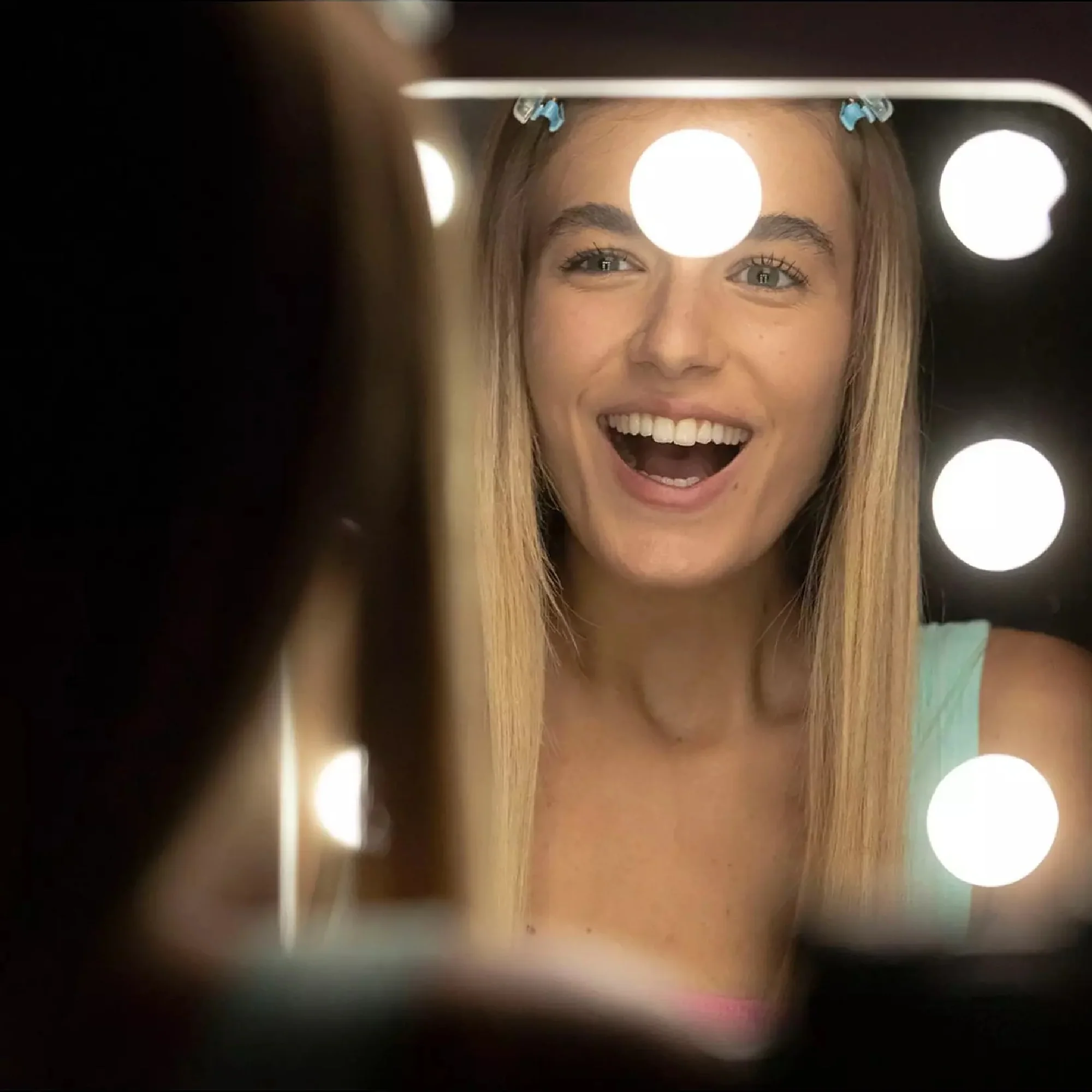 Studio Creator #Get Ready With Me HollyWood Mirror - Image 6