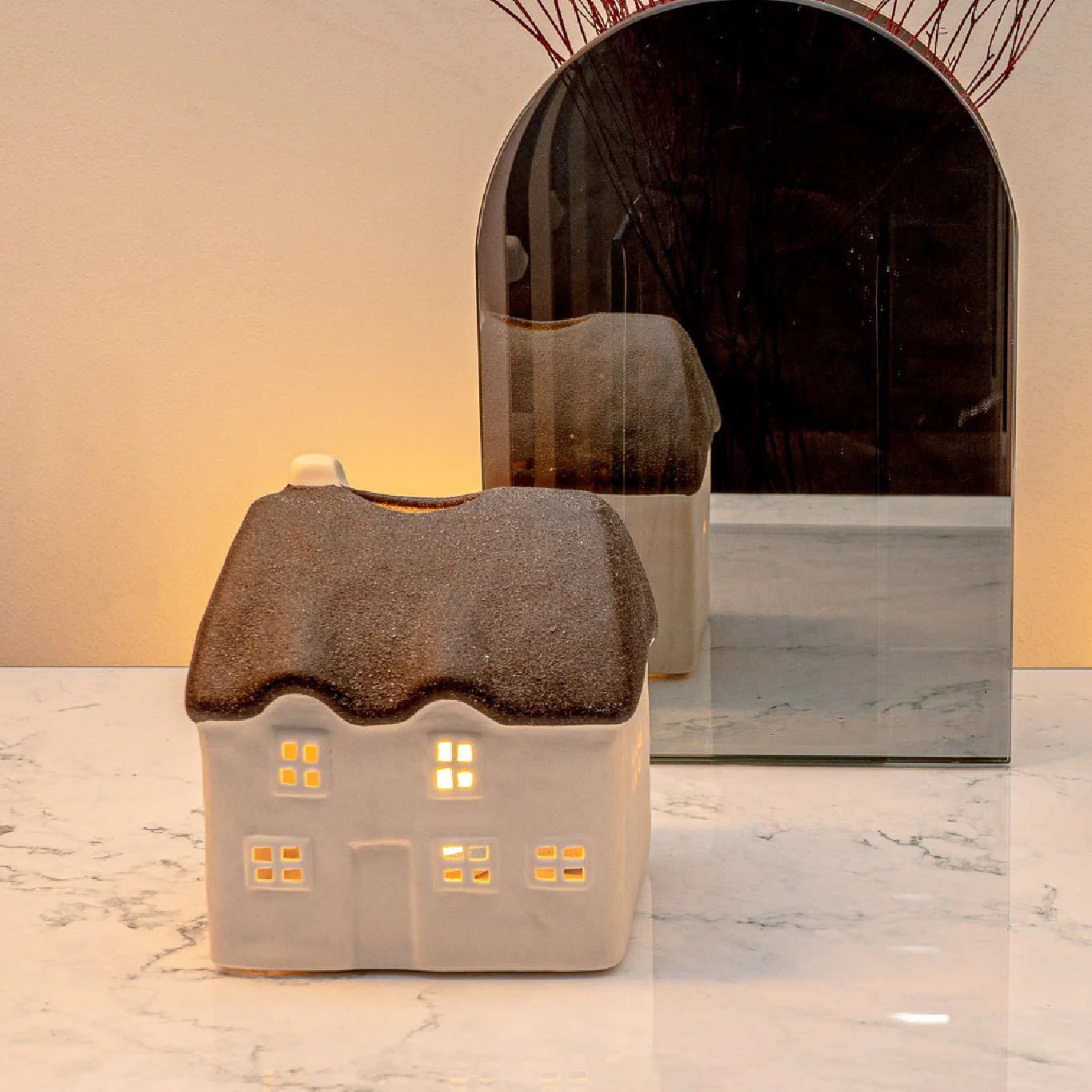 Thatched Cottage Tealight Holder 13cm