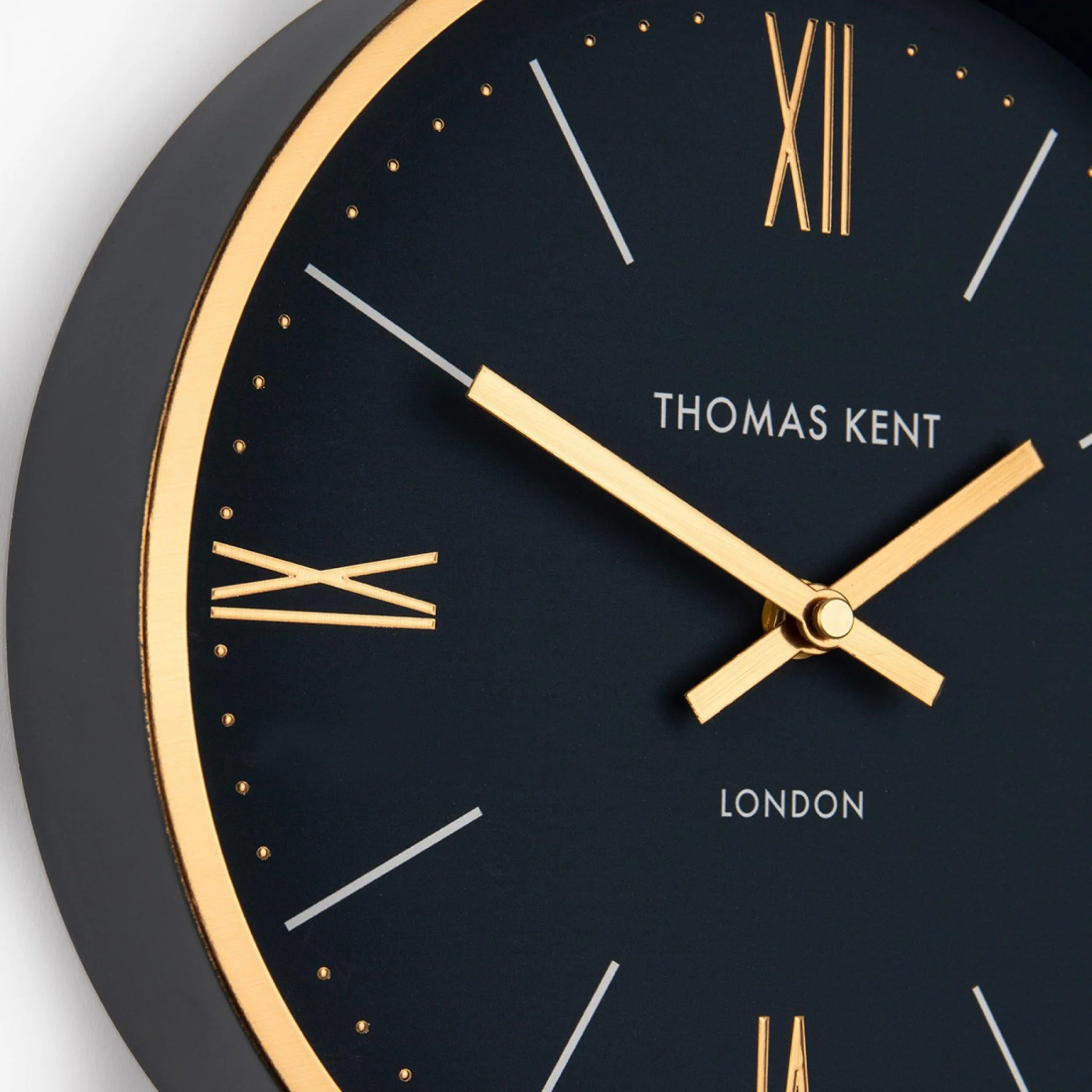 Thomas Kent 10'' Hampton Wall Clock Navy - Image 2