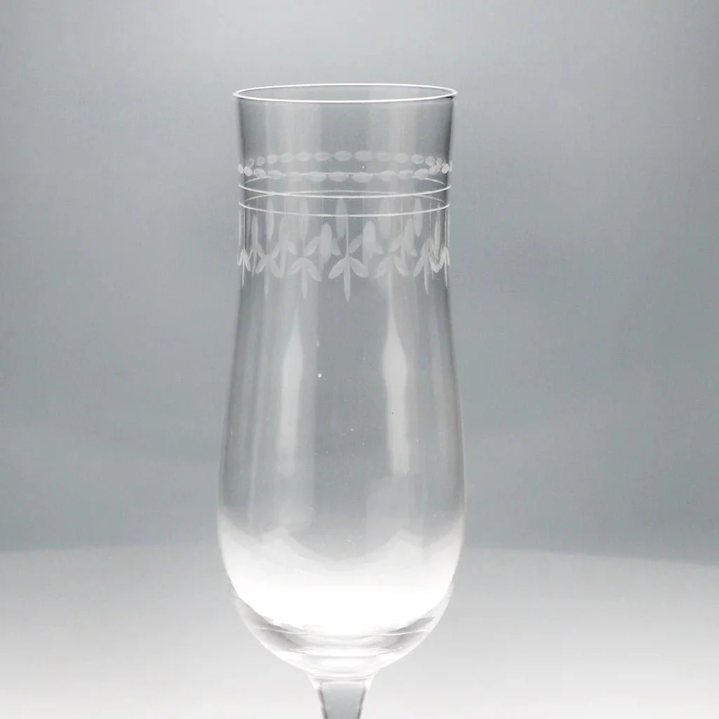 Vintage Etched Champagne Glasses 200ml (Set of 2) – Clear - Image 3