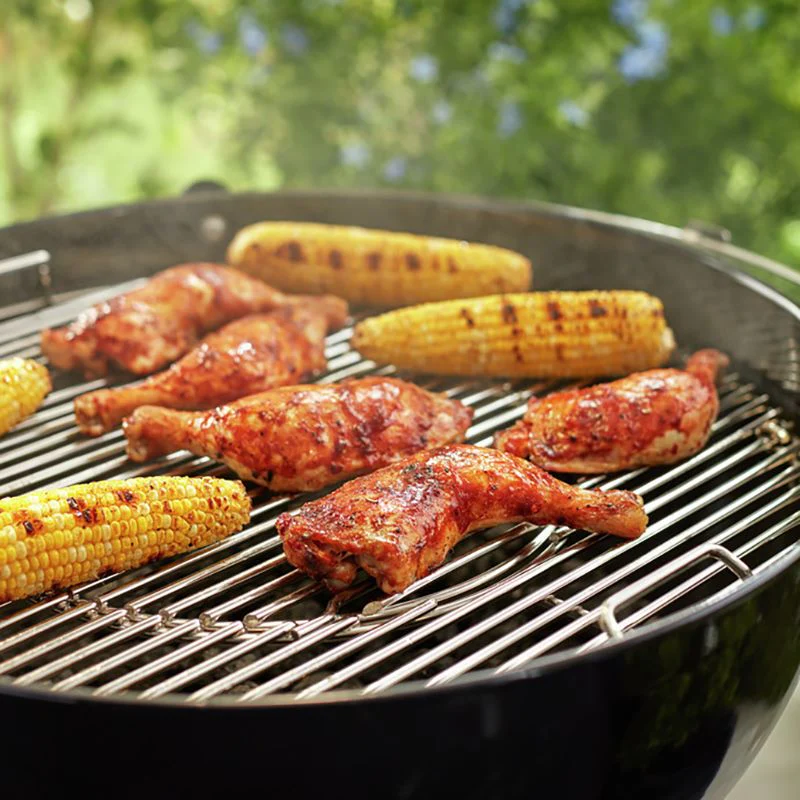 Weber Cooking Grate - 57cm (Dimensions: H 3.81cm x W 54.61cm x D 54.61cm) - Image 3