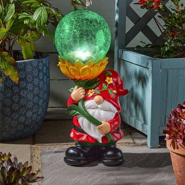 Wonder Wizard Solar Figurine 40cm - Image 3